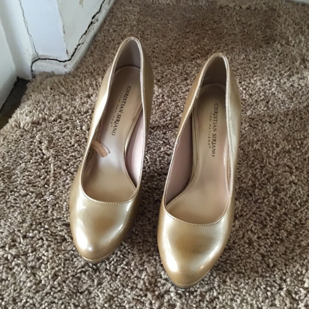Christian Siriano (for Payless) 3 1/2” Golden Stiletto, perfect for a night out